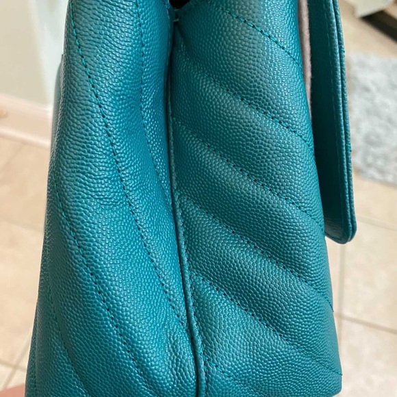 Brand new full set Green Flap - Picture 6 of 7